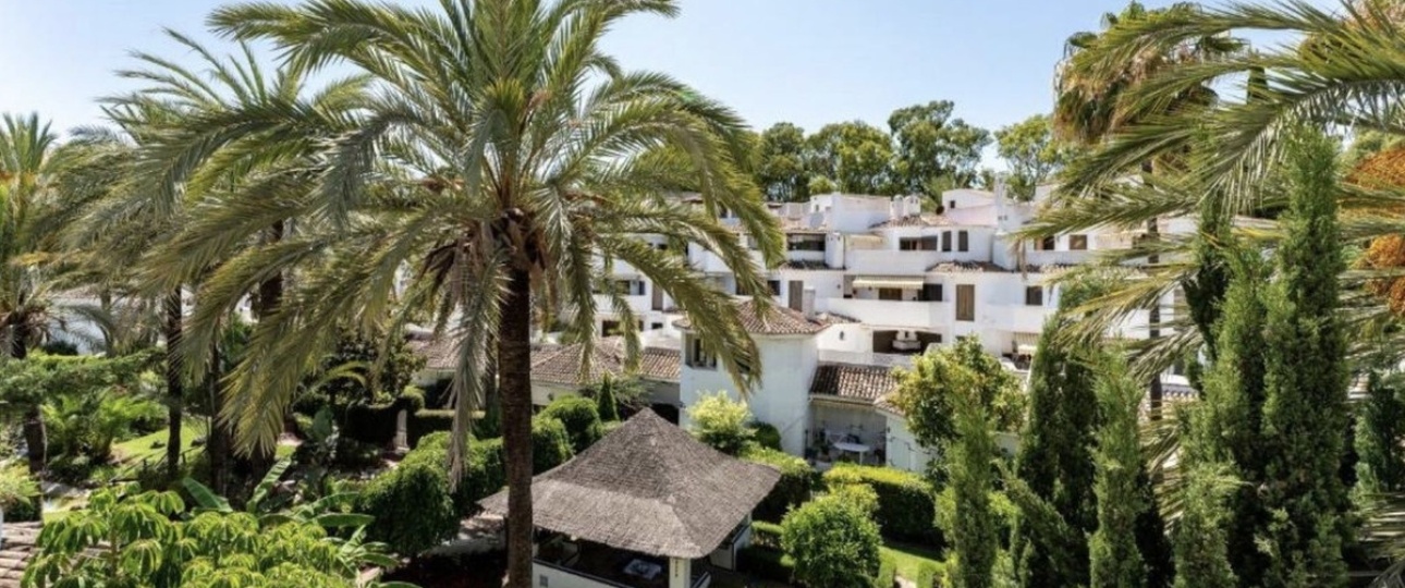 Resale - apartment - Marbella - Elviria
