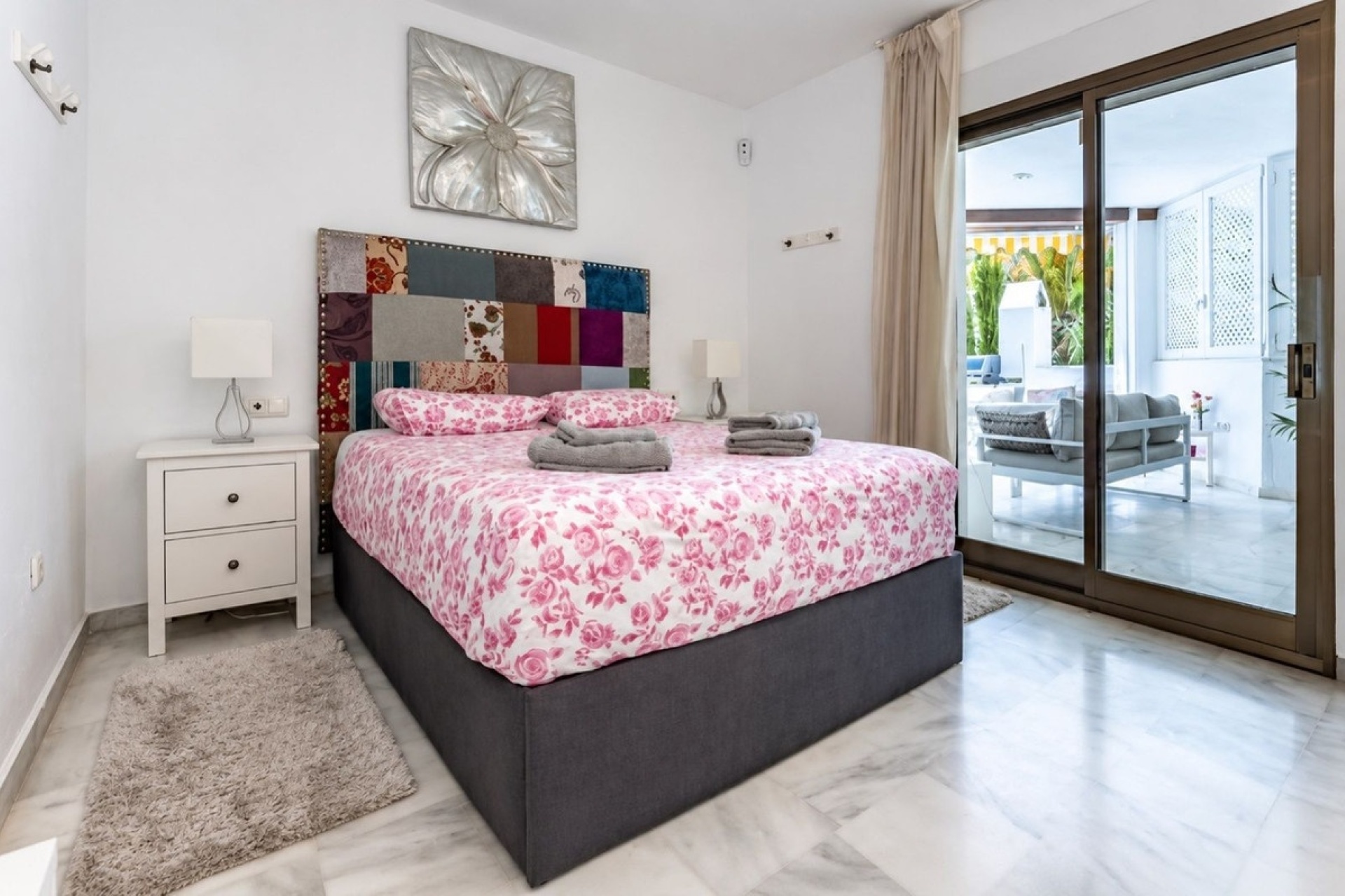Resale - apartment - Marbella - Elviria