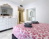 Resale - apartment - Marbella - Elviria