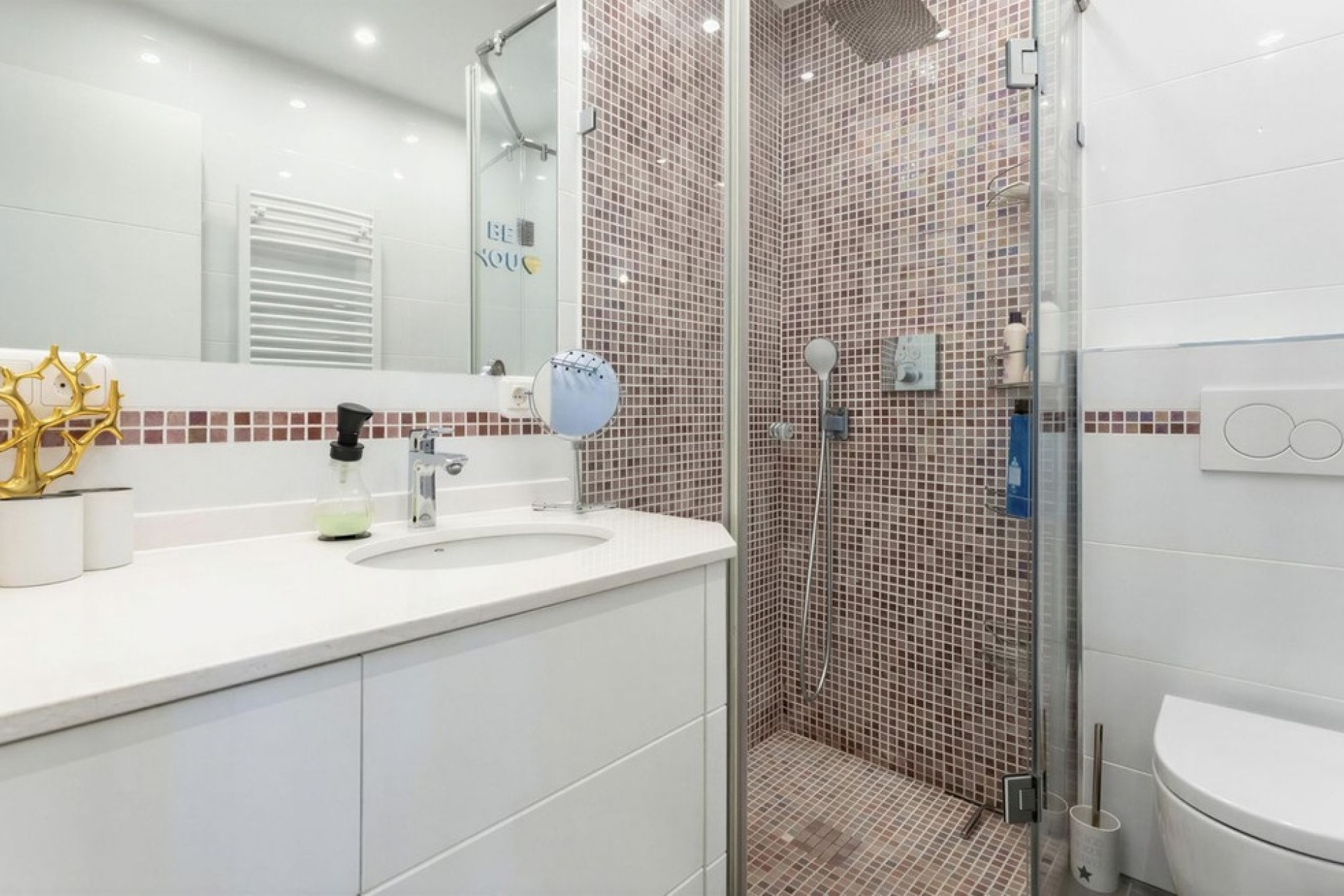 Resale - apartment - Marbella - Elviria