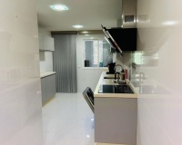 Resale - apartment - Marbella - Elviria
