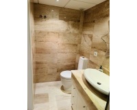 Resale - apartment - Marbella - Elviria