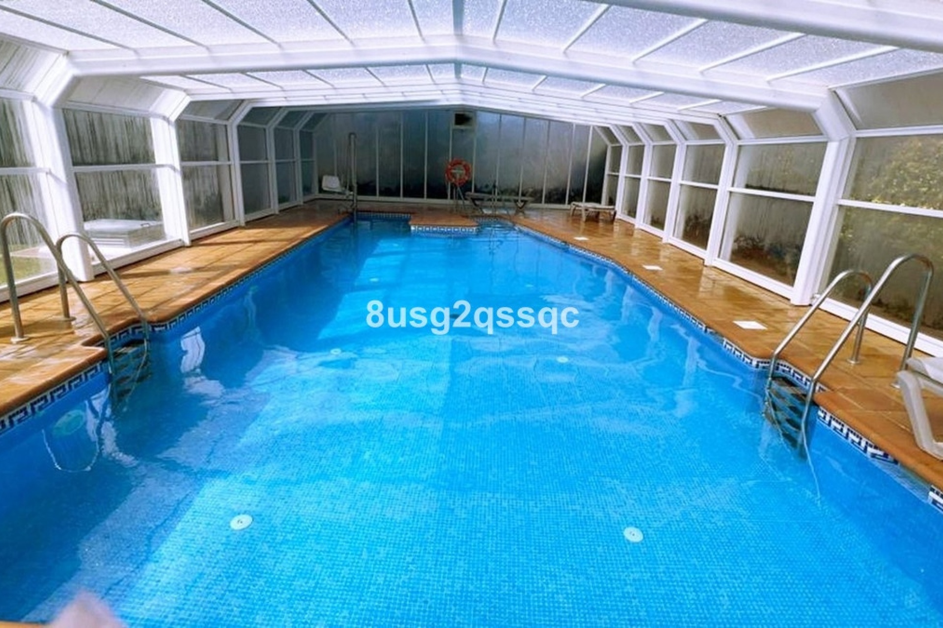 Resale - apartment - Marbella - Elviria