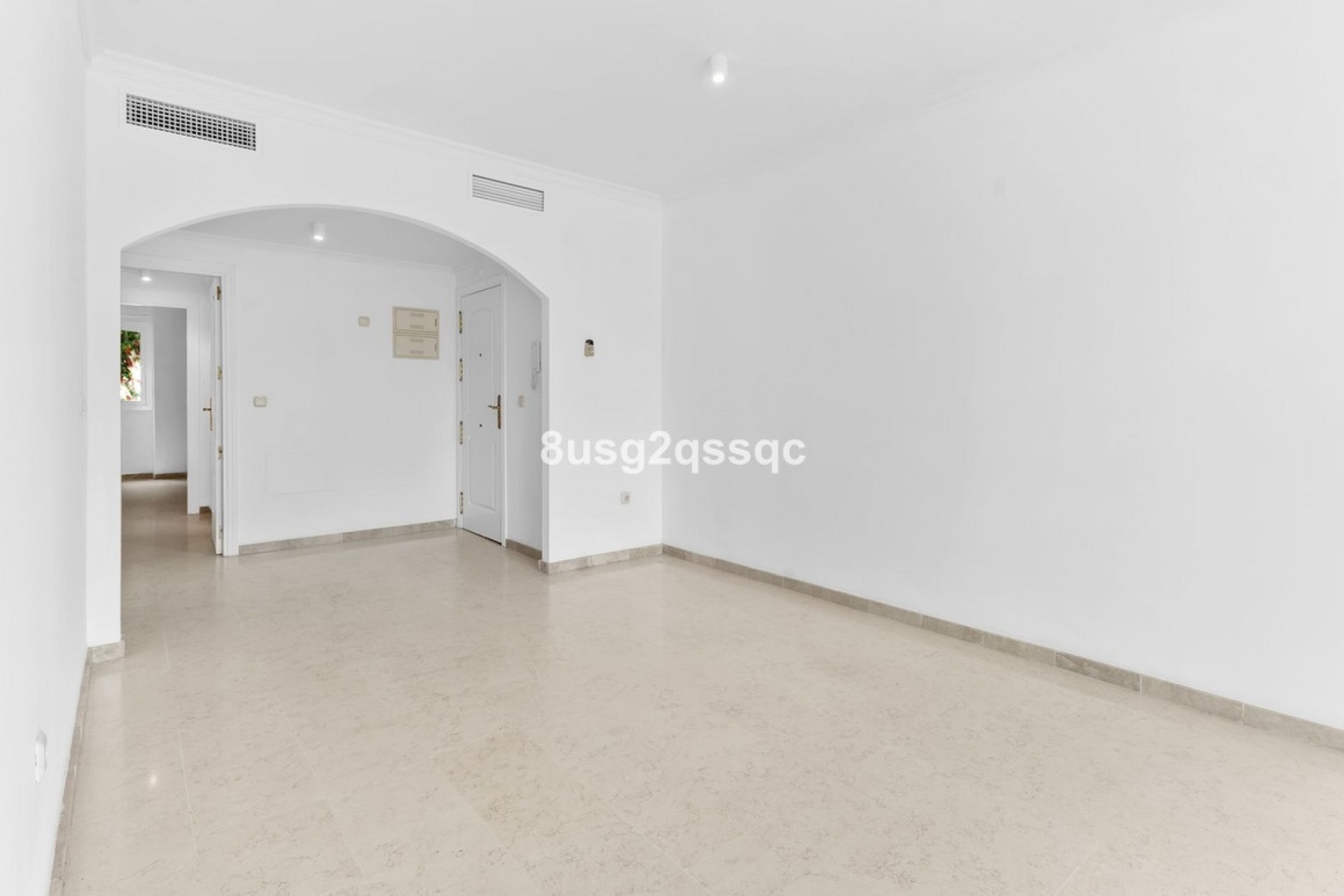 Resale - apartment - Marbella - Elviria