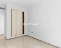 Resale - apartment - Marbella - Elviria