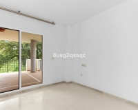 Resale - apartment - Marbella - Elviria