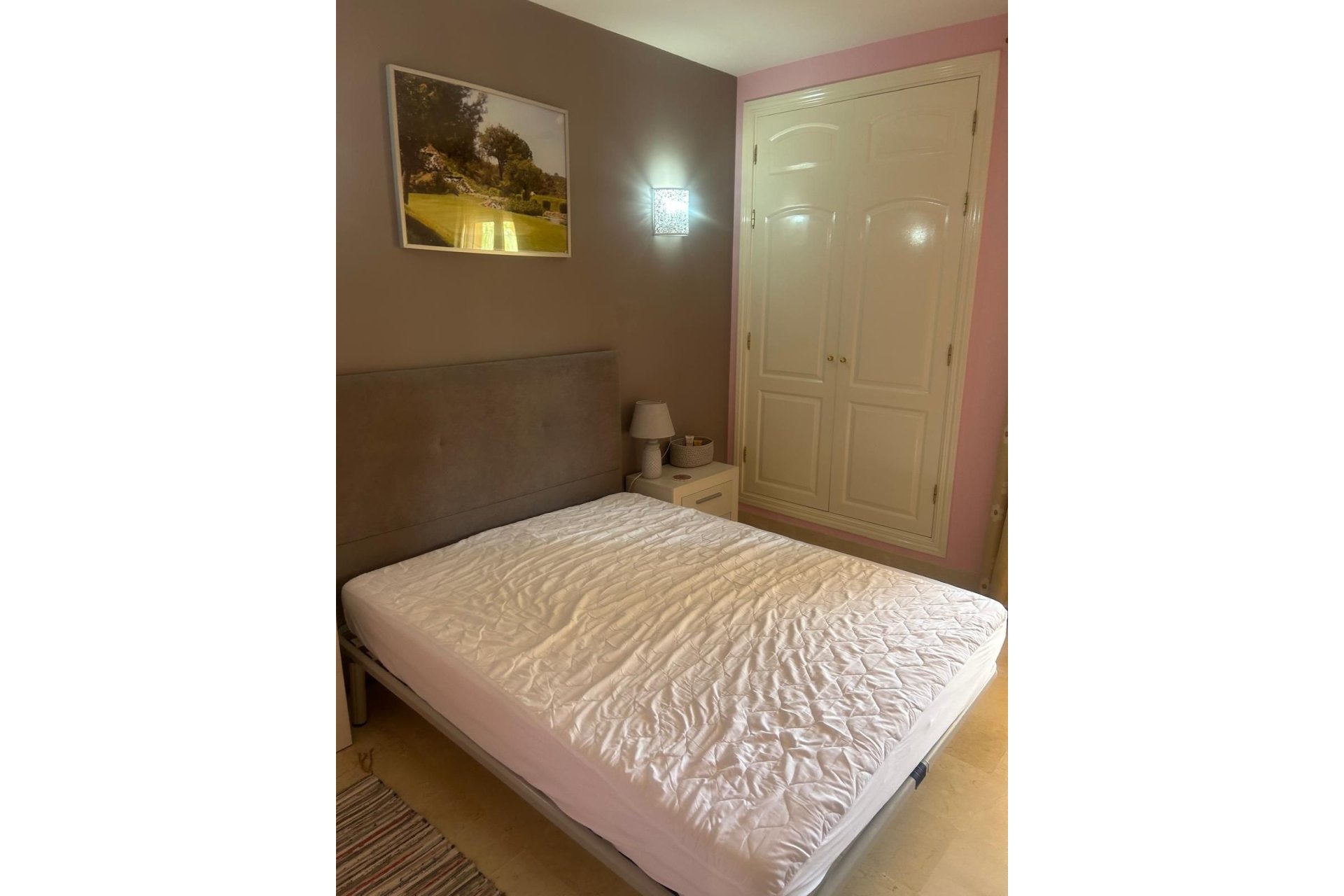 Resale - apartment - Marbella - Elviria