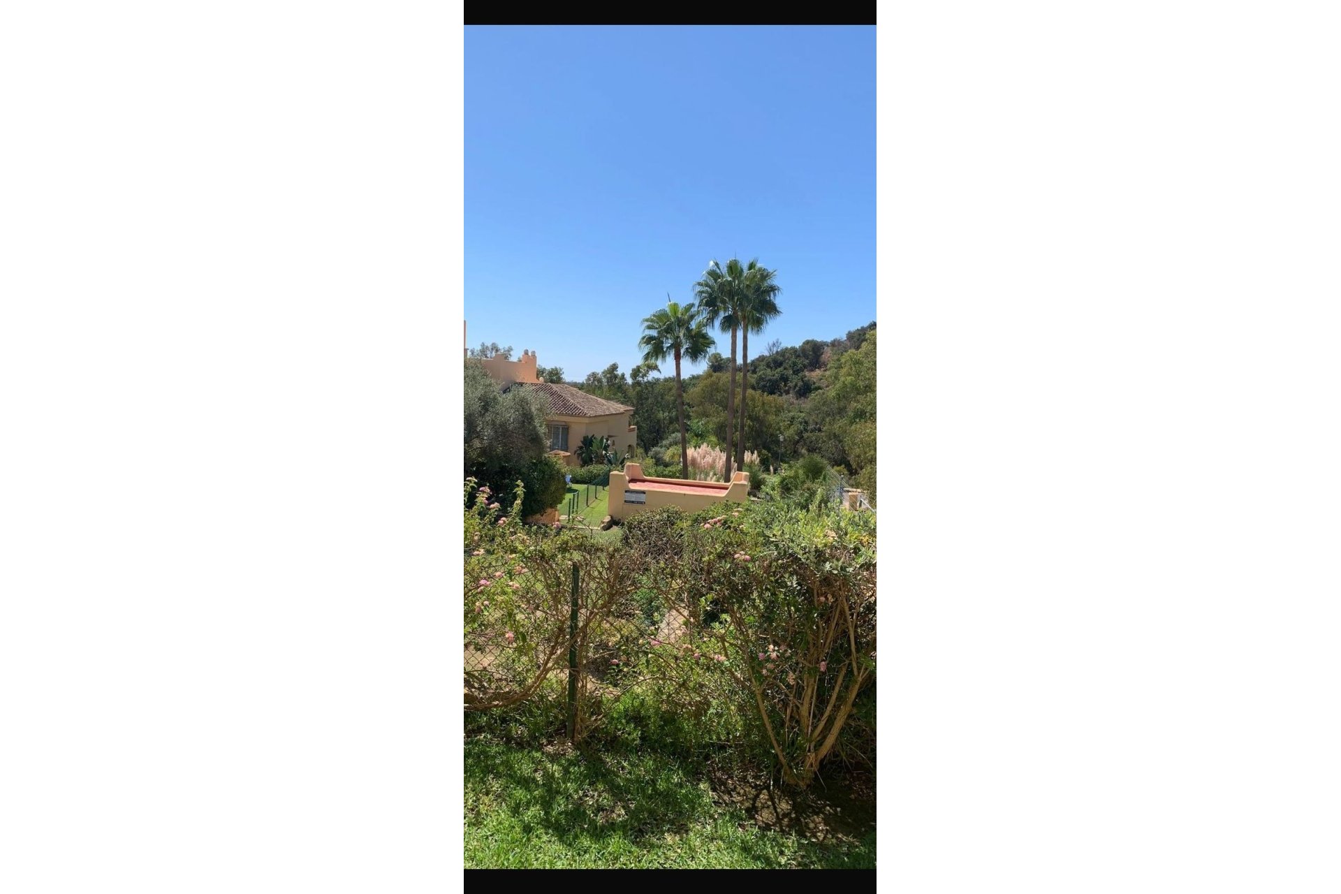 Resale - apartment - Marbella - Elviria