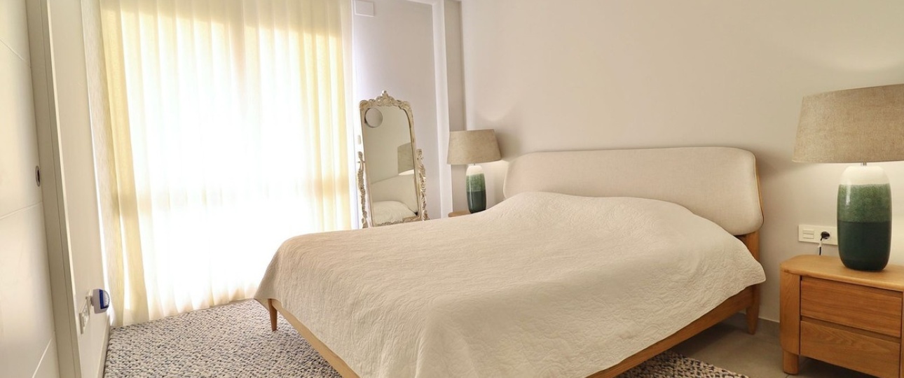 Resale - apartment - Marbella - Elviria