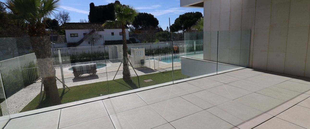 Resale - apartment - Marbella - Elviria