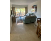 Resale - apartment - Marbella - Elviria