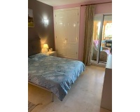 Resale - apartment - Marbella - Elviria