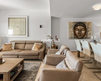 Resale - apartment - Marbella - Elviria