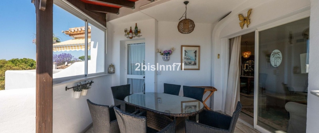 Resale - apartment - Marbella - Elviria