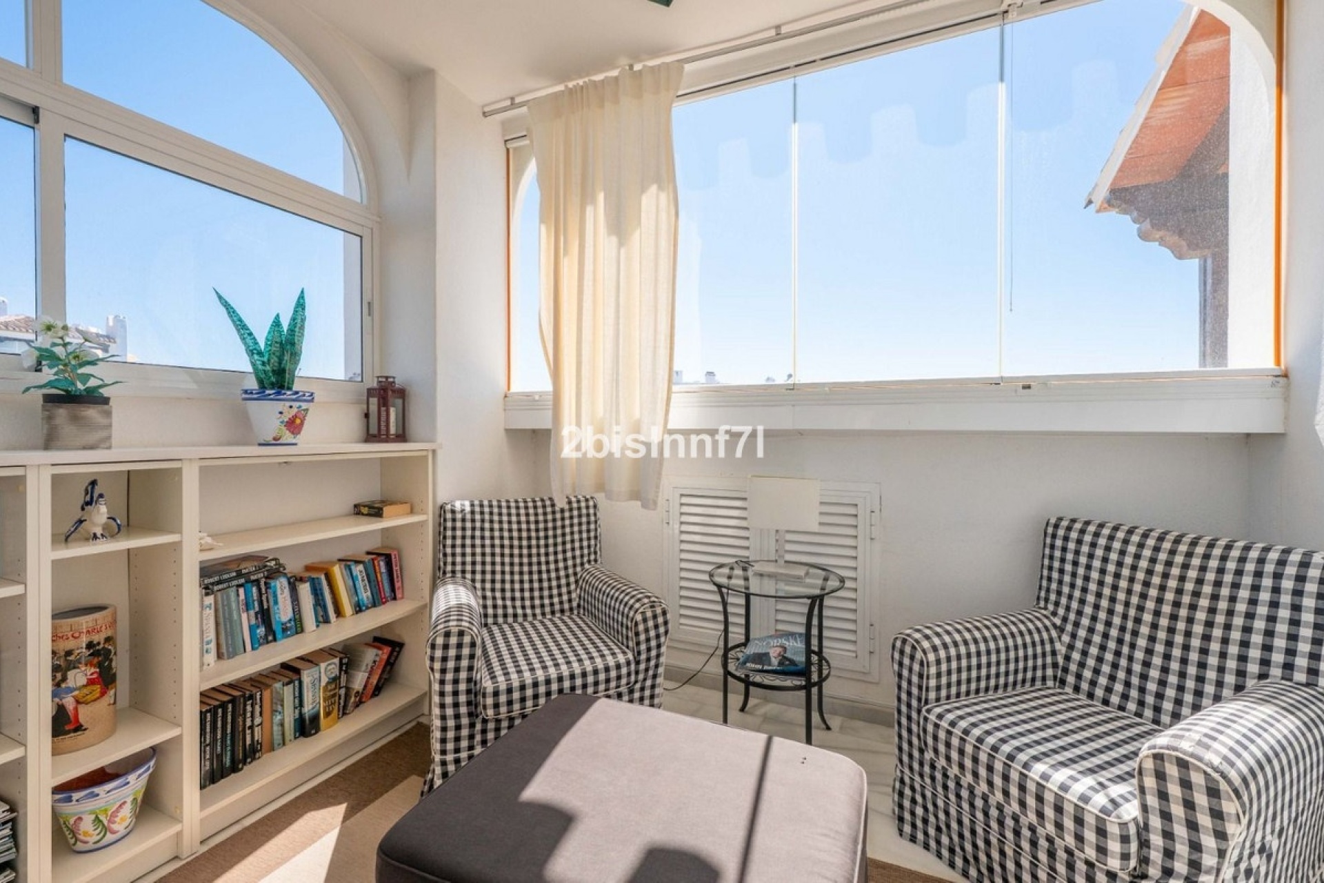 Resale - apartment - Marbella - Elviria