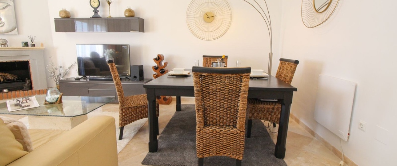 Resale - apartment - Marbella - Elviria