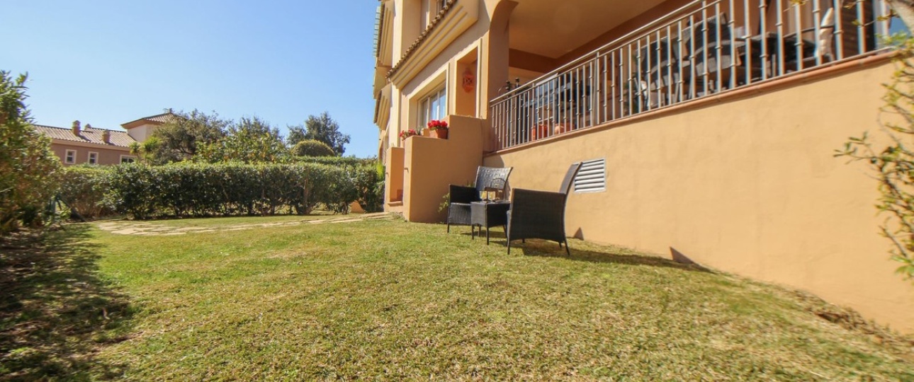 Resale - apartment - Marbella - Elviria