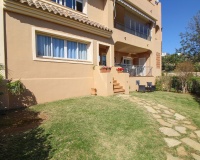 Resale - apartment - Marbella - Elviria