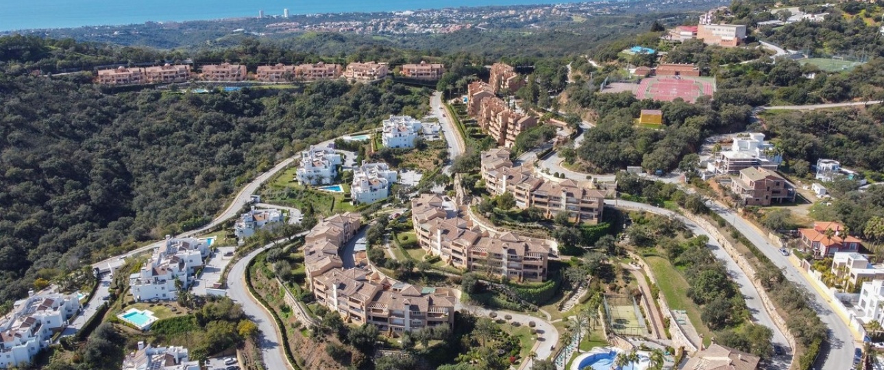 Resale - apartment - Marbella - Elviria