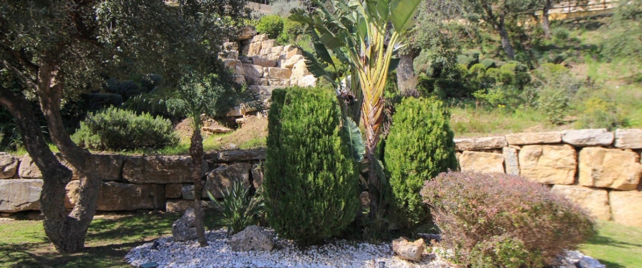 Resale - apartment - Marbella - Elviria
