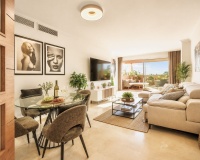 Resale - apartment - Marbella - Elviria