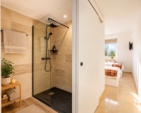 Resale - apartment - Marbella - Elviria