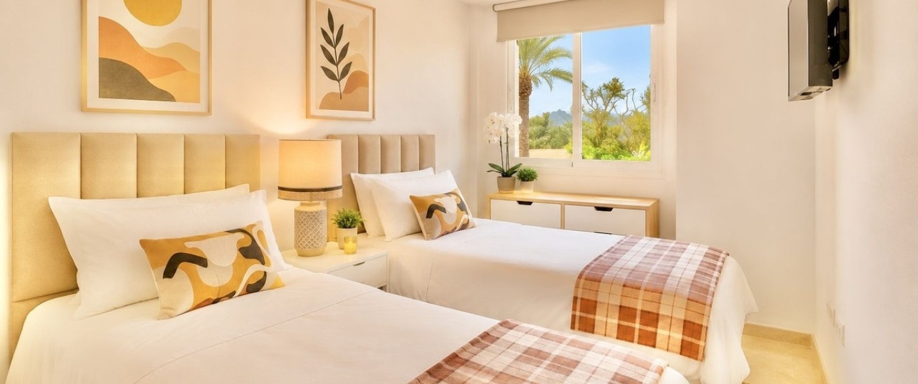 Resale - apartment - Marbella - Elviria
