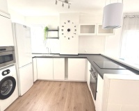 Resale - apartment - Marbella - Elviria