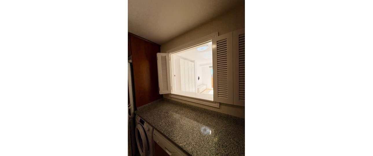 Resale - apartment - Marbella - Elviria