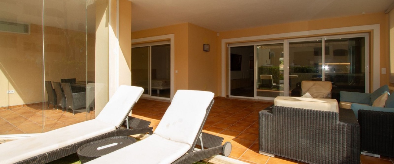 Resale - apartment - Marbella - Elviria