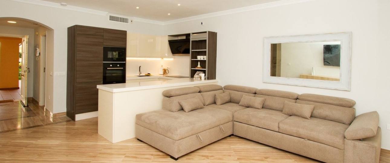 Resale - apartment - Marbella - Elviria