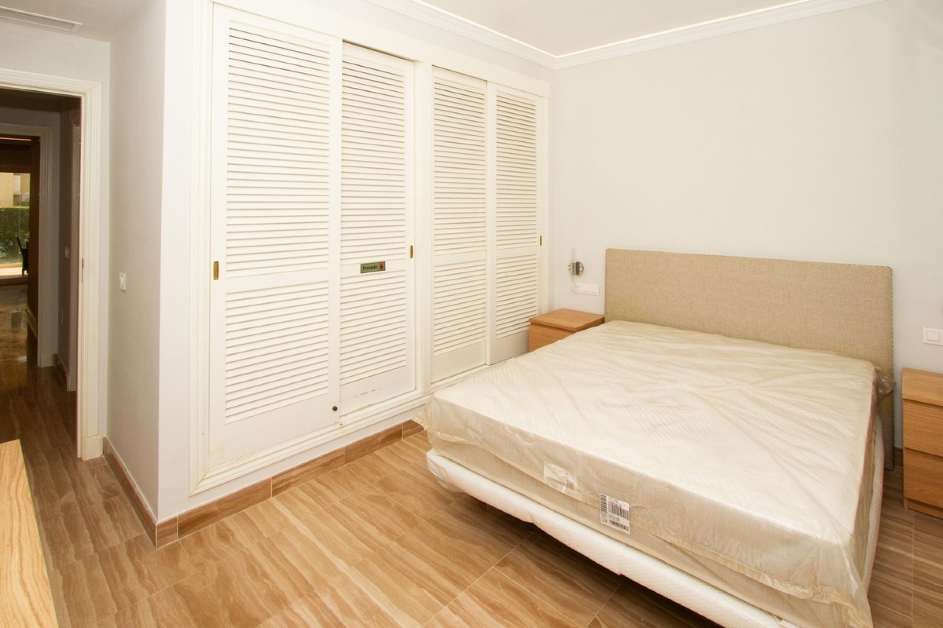 Resale - apartment - Marbella - Elviria