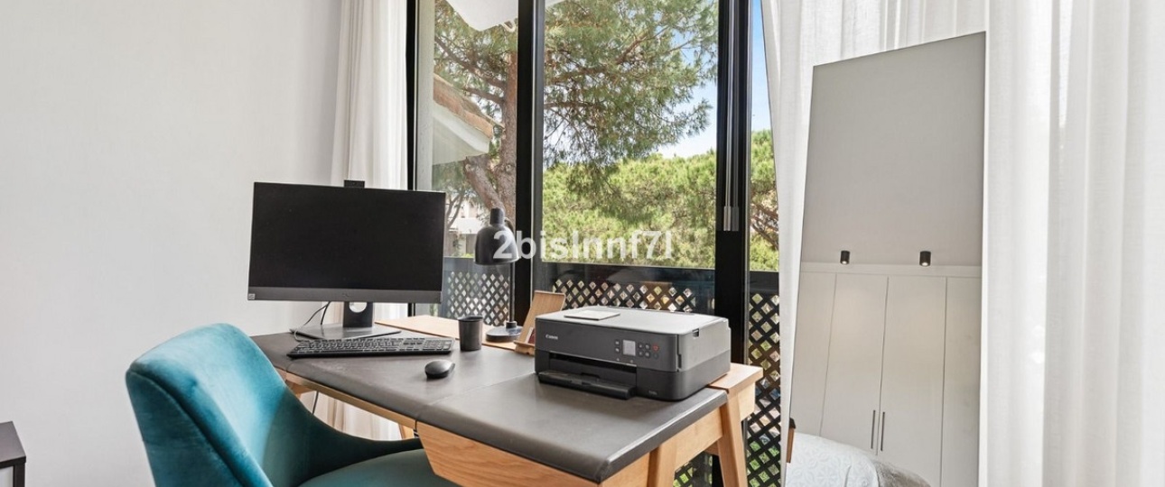 Resale - apartment - Marbella - Elviria