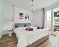Resale - apartment - Marbella - Elviria