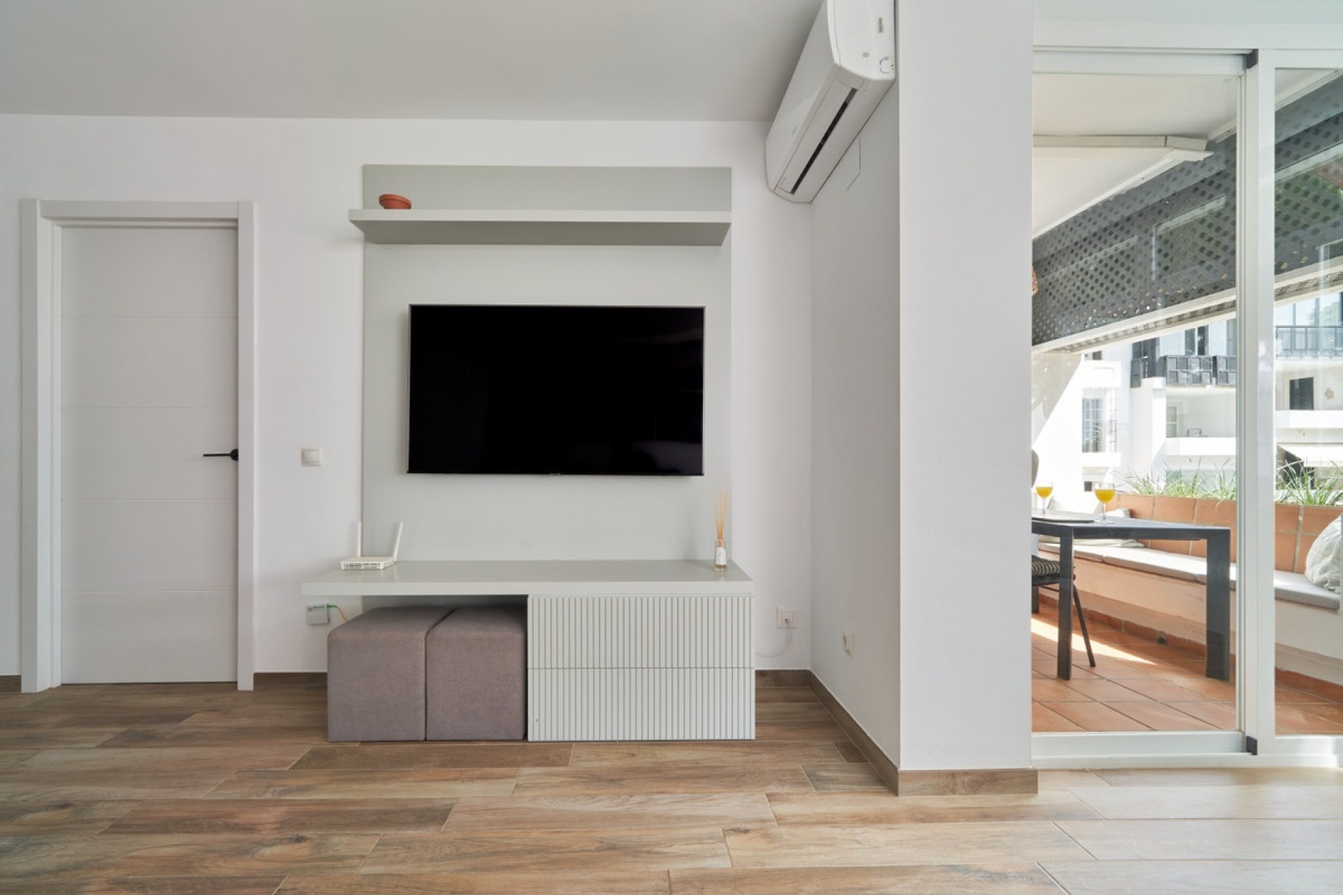 Resale - apartment - Marbella - Elviria