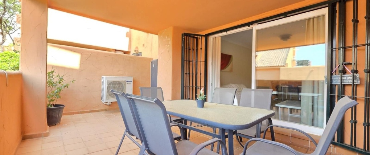 Resale - apartment - Marbella - Elviria