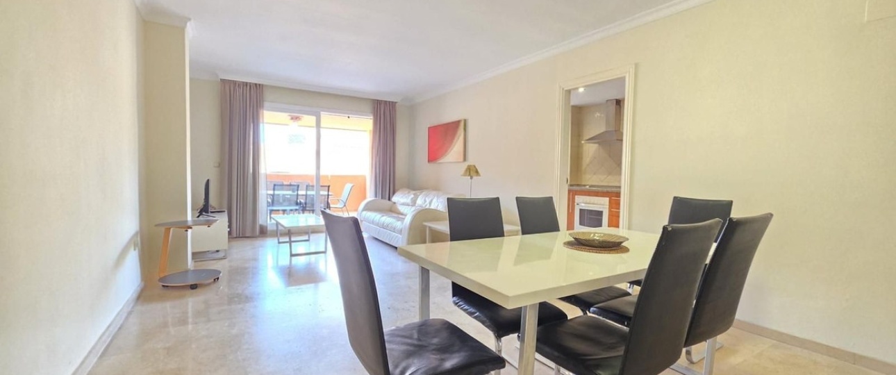 Resale - apartment - Marbella - Elviria