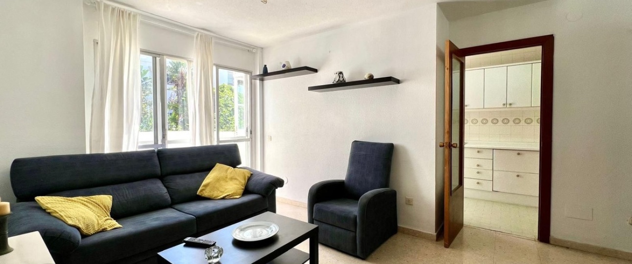 Resale - apartment - Marbella - Elviria