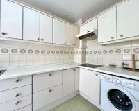 Resale - apartment - Marbella - Elviria