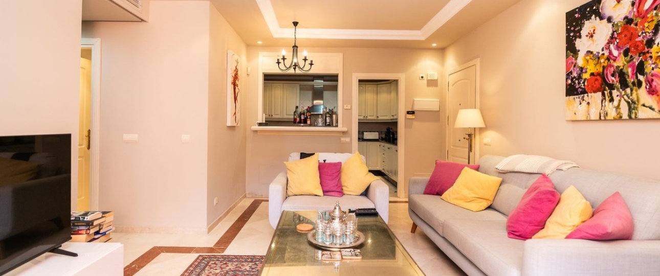 Resale - apartment - Marbella - Elviria