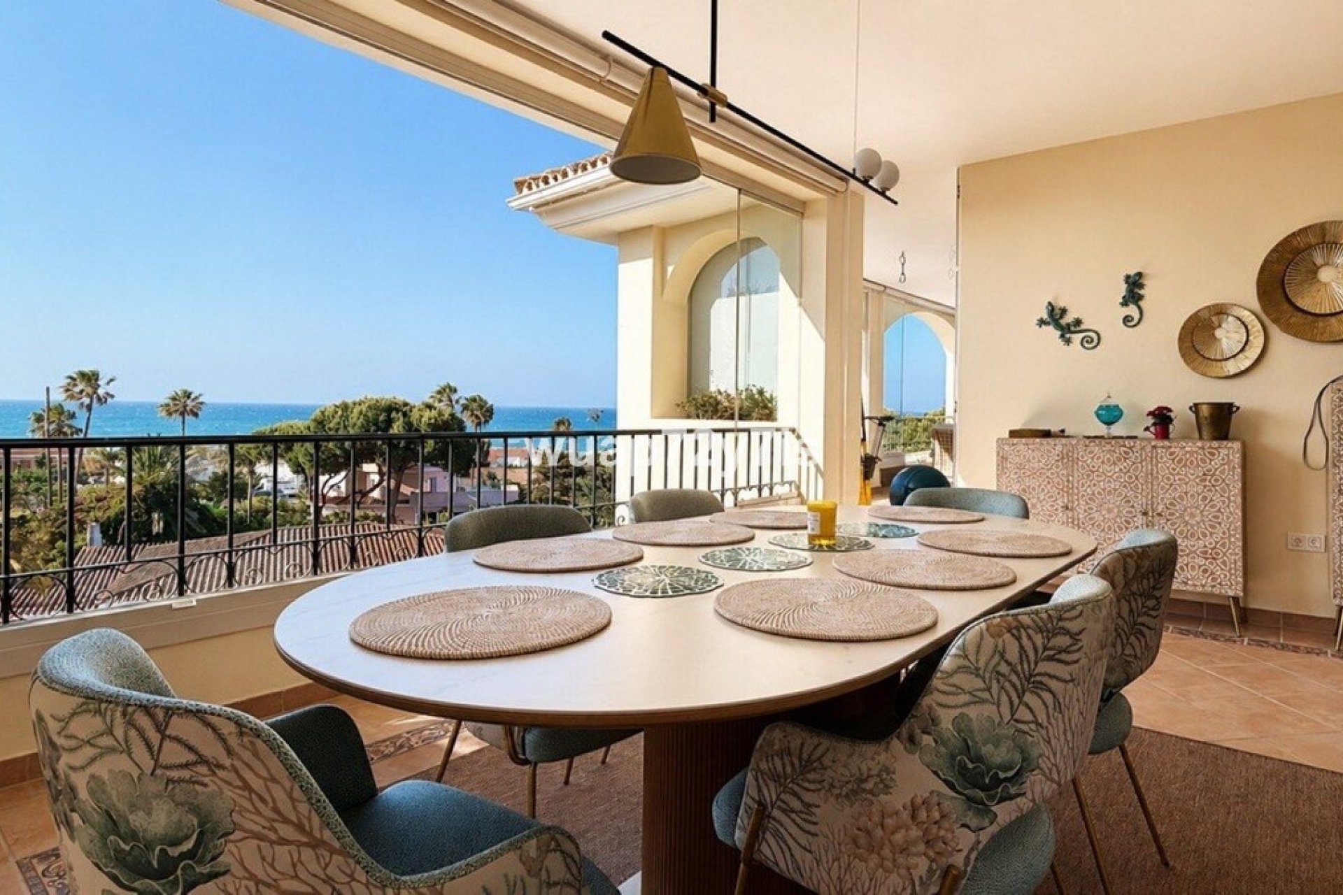 Resale - apartment - Marbella - Elviria