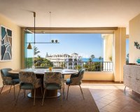 Resale - apartment - Marbella - Elviria