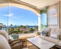 Resale - apartment - Marbella - Elviria