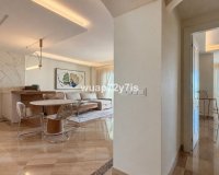 Resale - apartment - Marbella - Elviria