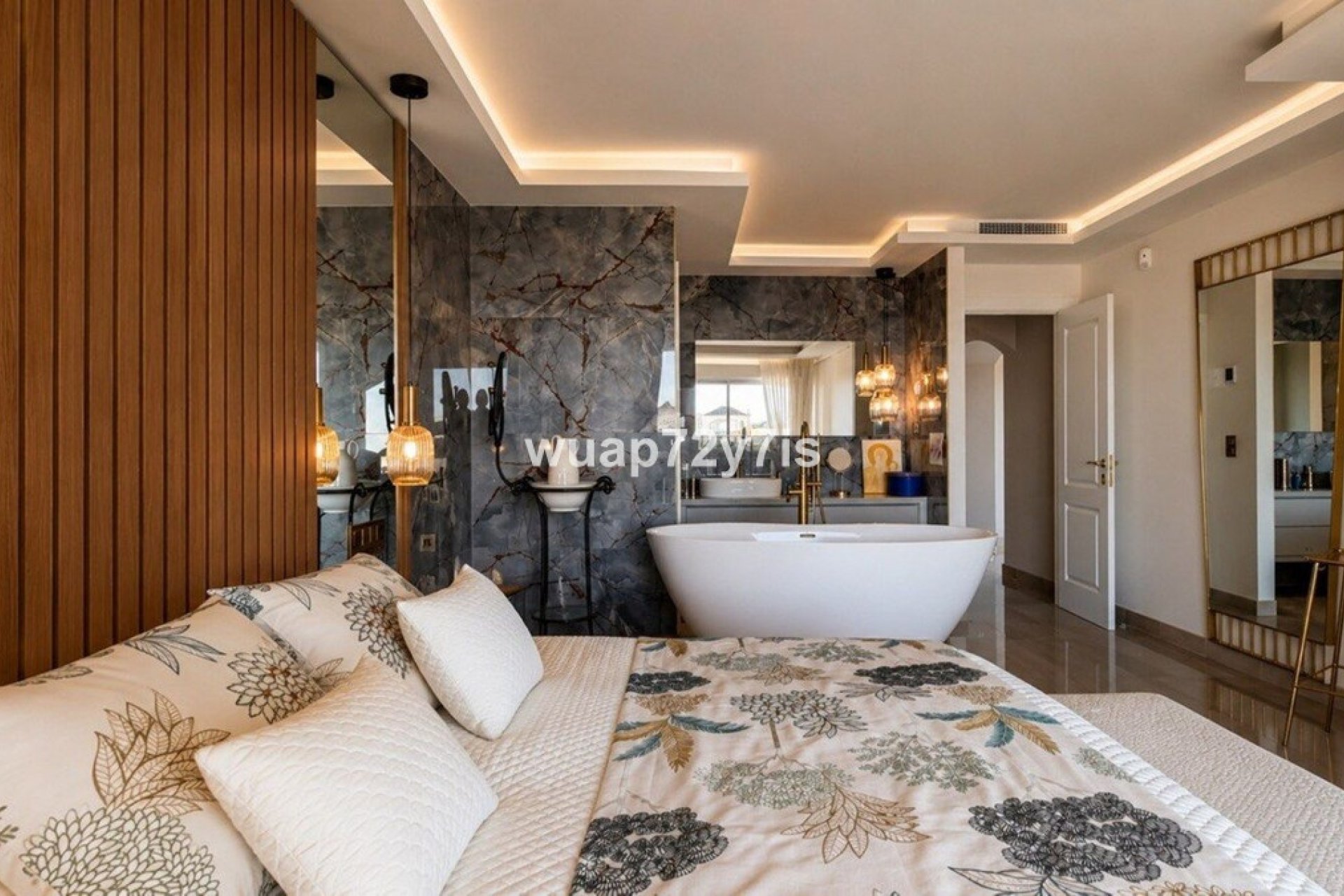 Resale - apartment - Marbella - Elviria