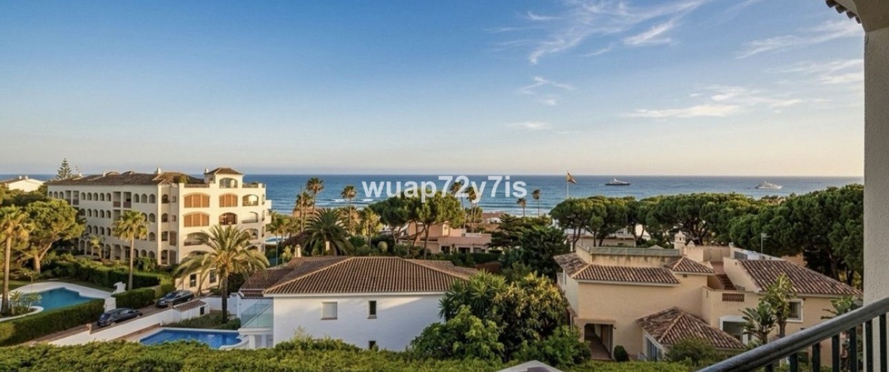 Resale - apartment - Marbella - Elviria