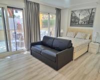 Resale - apartment - Marbella - Elviria