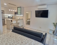 Resale - apartment - Marbella - Elviria