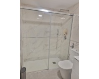 Resale - apartment - Marbella - Elviria