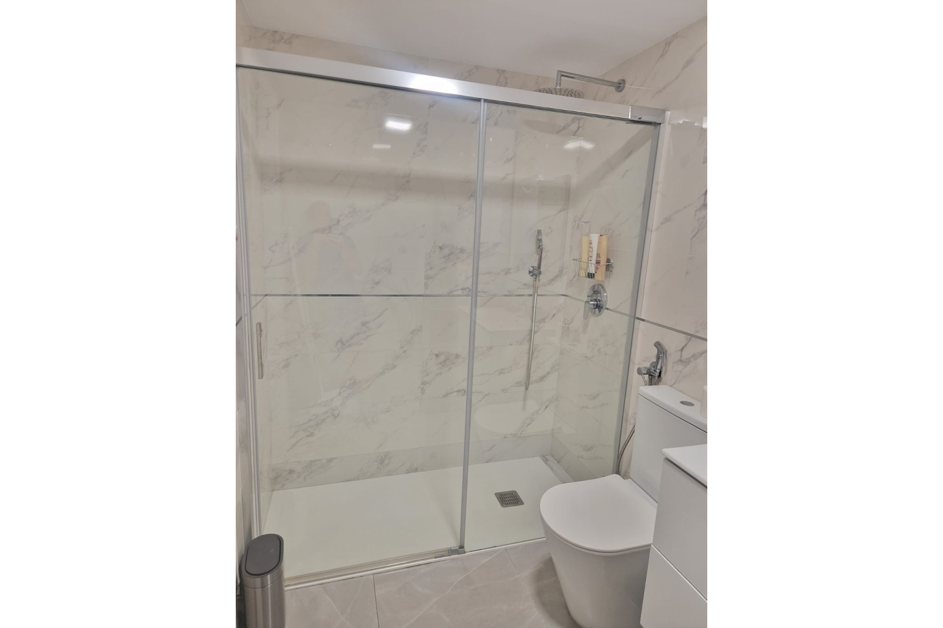 Resale - apartment - Marbella - Elviria